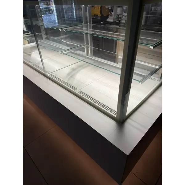 Βιτρίνα Ουδέτερη - Θερμή 250⨯80⨯139cm(Μεταχειρισμένη)