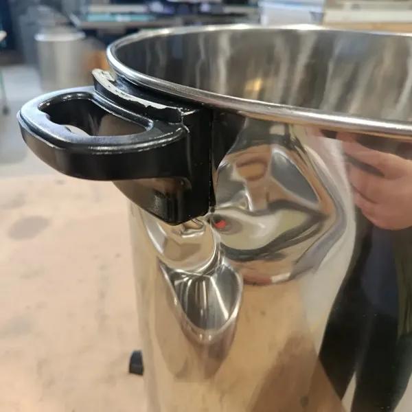 Boiler ζεστών ροφημάτων Hendi 209905