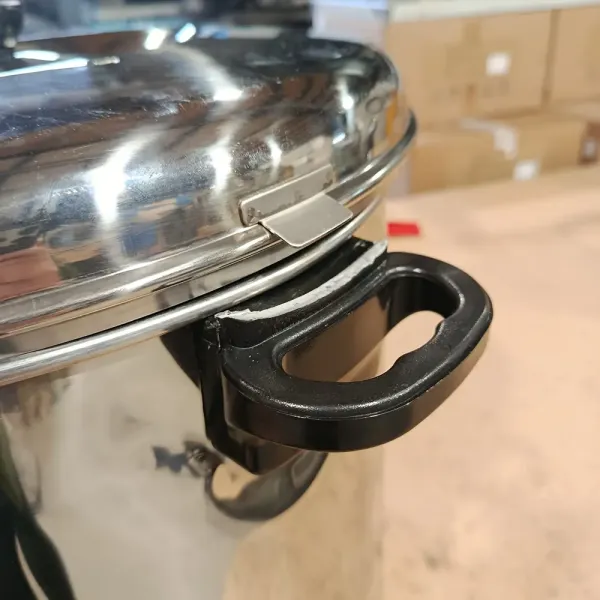 Boiler ζεστών ροφημάτων Hendi 209905