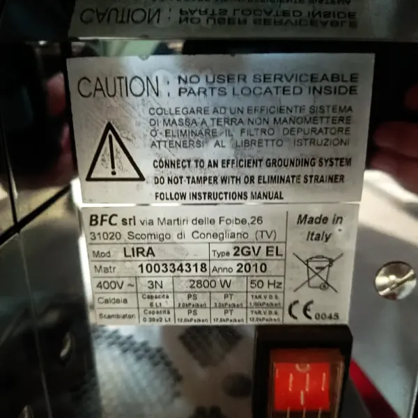 Μηχανή Καφέ Espresso 6lt Ηλεκτρονική με αποσκληρυντή 12L(Μεταχειρισμένα)