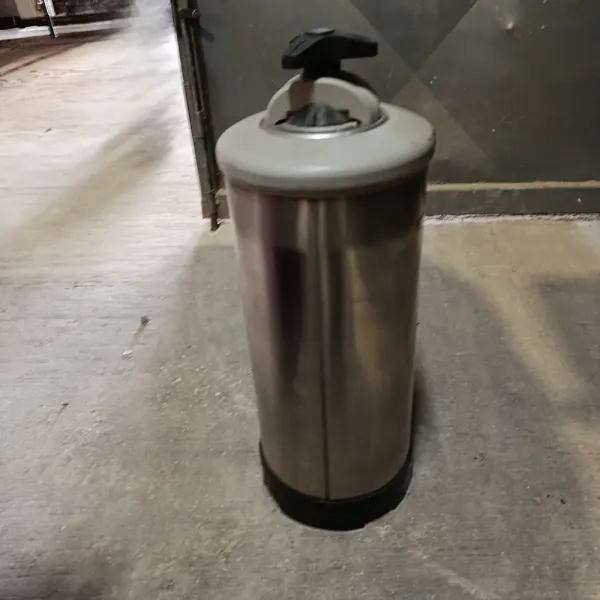 Μηχανή Καφέ Espresso 6lt Ηλεκτρονική με αποσκληρυντή 12L(Μεταχειρισμένα)