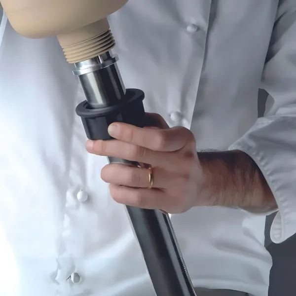 fama-450vv-epaggelmatiko-mixer-xeiros-3-1000x1000