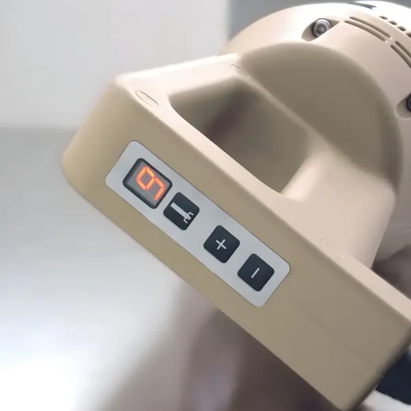 Μίξερ Χειρός με άξονα 40cm & σύρμα FAMA 650VV